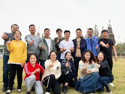 越邦機(jī)電團(tuán)隊活動合照