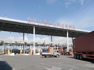 自貿(mào)區(qū)浦濟(jì)醫(yī)藥海爾空調(diào)安裝工程 自貿(mào)區(qū)浦濟(jì)醫(yī)藥海爾空調(diào)安裝工程