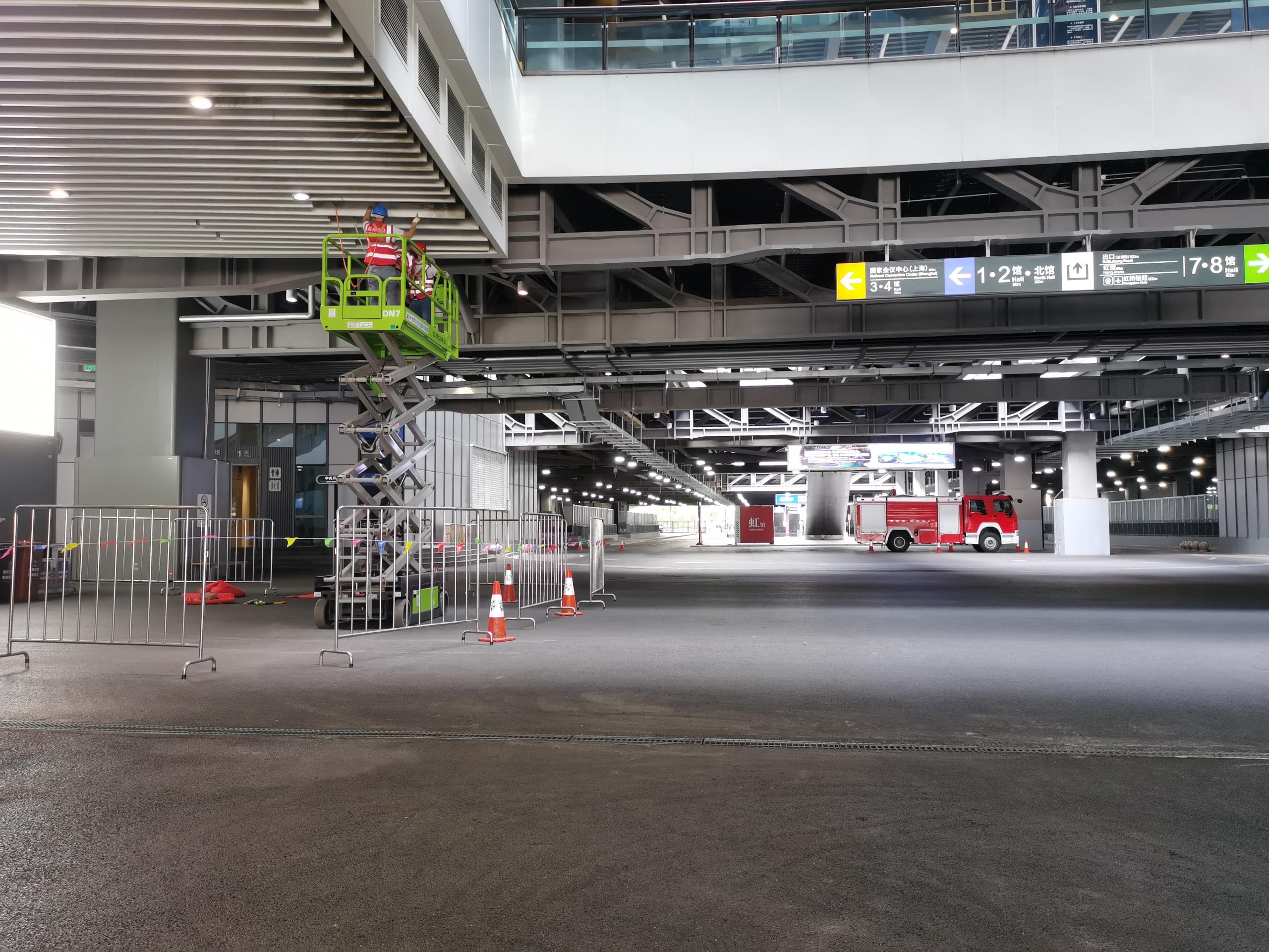 國(guó)家會(huì)展中心濕騰恒溫恒濕機(jī)組安裝工程 國(guó)家會(huì)展中心濕騰恒溫恒濕機(jī)組安裝工程