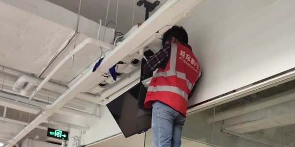 中央空調(diào)過渡季節(jié)應(yīng)該怎么進(jìn)行清洗保養(yǎng)工作？