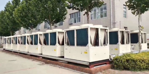 空氣源熱泵是如何完成制熱的？