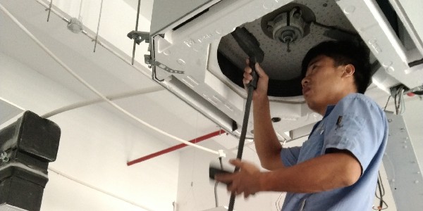 大金中央空調(diào)怎么拆開(kāi)清洗？