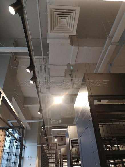 常州阿迪達(dá)斯商場(chǎng)中央空調(diào)安裝工程 常州阿迪達(dá)斯商場(chǎng)中央空調(diào)安裝工程