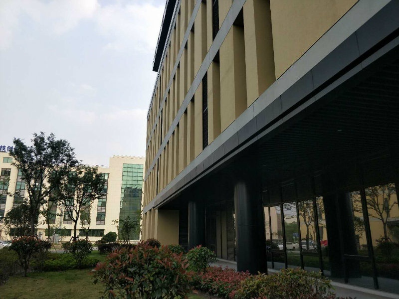 明浦廣場天加中央空調安裝工程 明浦廣場天加中央空調安裝工程