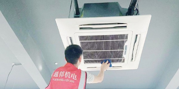 上海中央空調(diào)每年首次用須保養(yǎng)嗎？